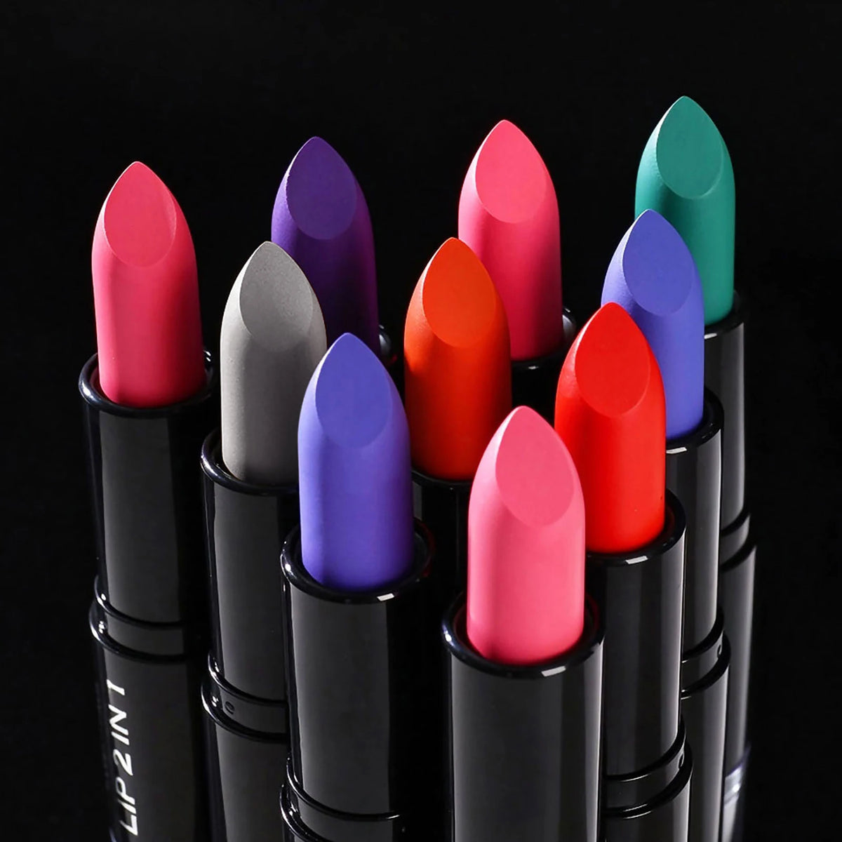 2-in-1 ombré lipstick and lip liner by RAVEN KRONE, detail 6