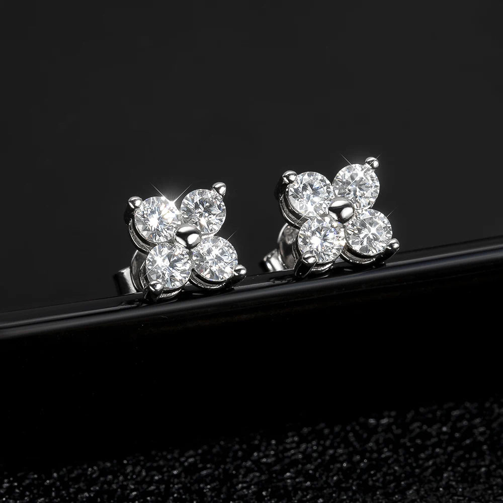 Pendientes de Moissanita | Corte Redondo 8 Corazones 8 Flechas | Plata 925 + Oro Blanco 18K 💎 Brillo Perfecto con el Mejor Corte de Moissanita 💎