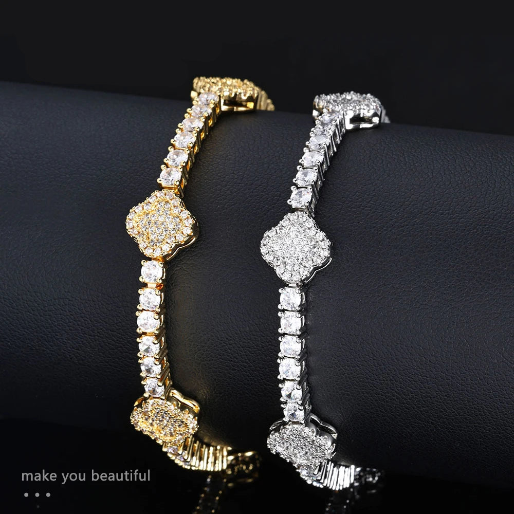 Pulsera de tenis de moissanita | Trébol de cuatro hojas | Plata 925 y oro blanco de 18 quilates