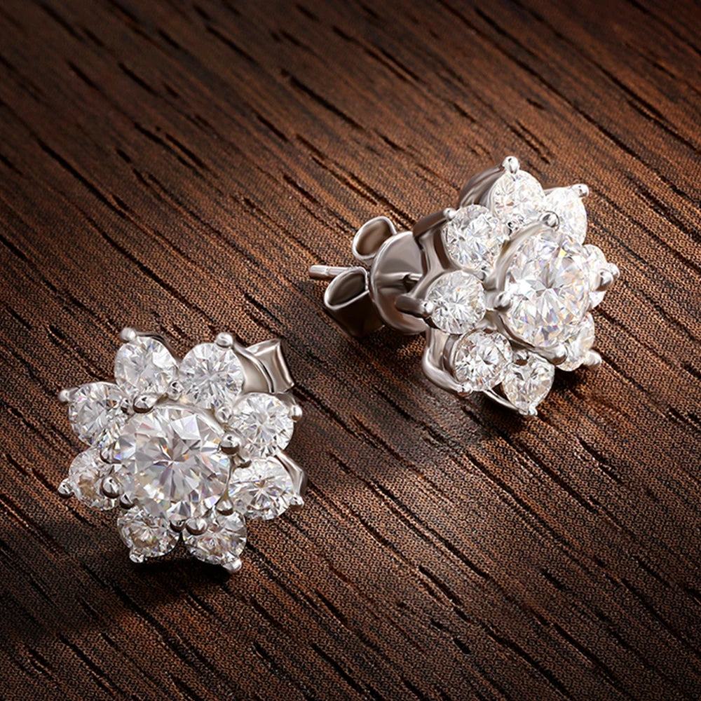 Pendientes de Moissanita | Corte Corazón y Flechas Redondos | Plata 925 + Oro Blanco 18K ✨ Brillo Excepcional con el Corte de Moissanita Más Fino ✨