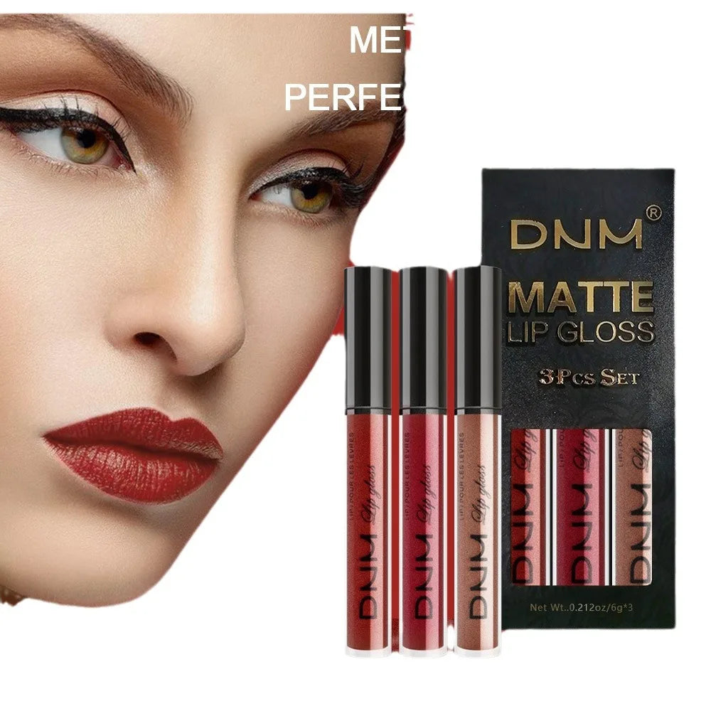 Matte liquid lipstick set of 3 by RAVEN KRONE, detail 1