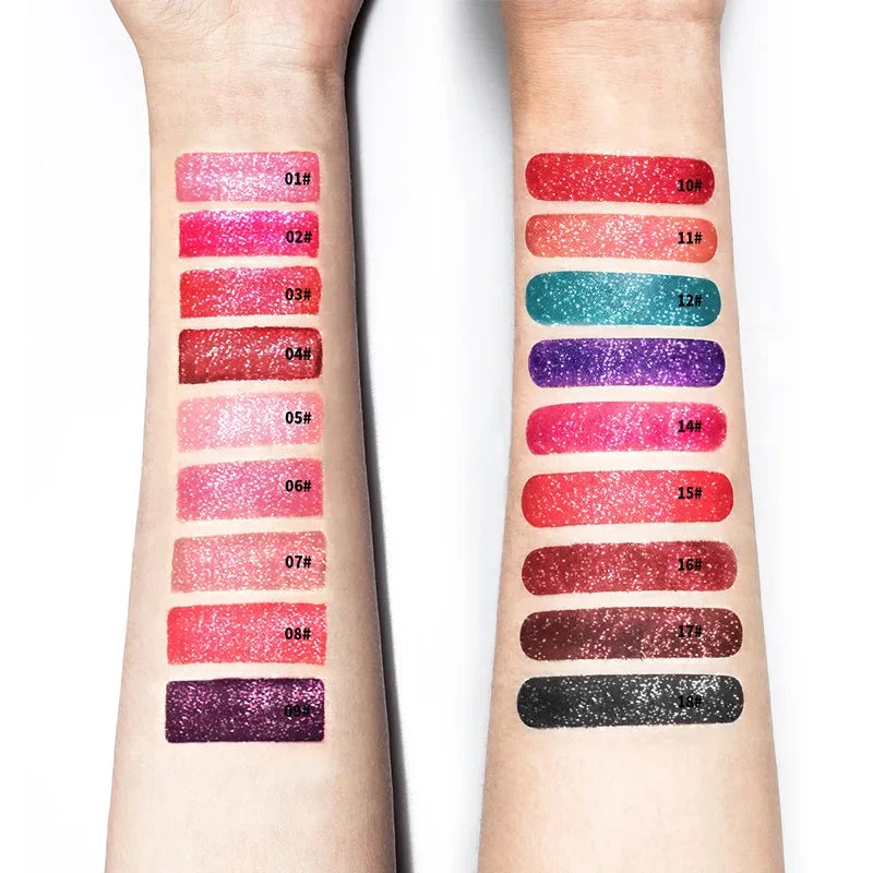 Matte-to-glitter liquid lipstick by RAVEN KRONE, detail 17