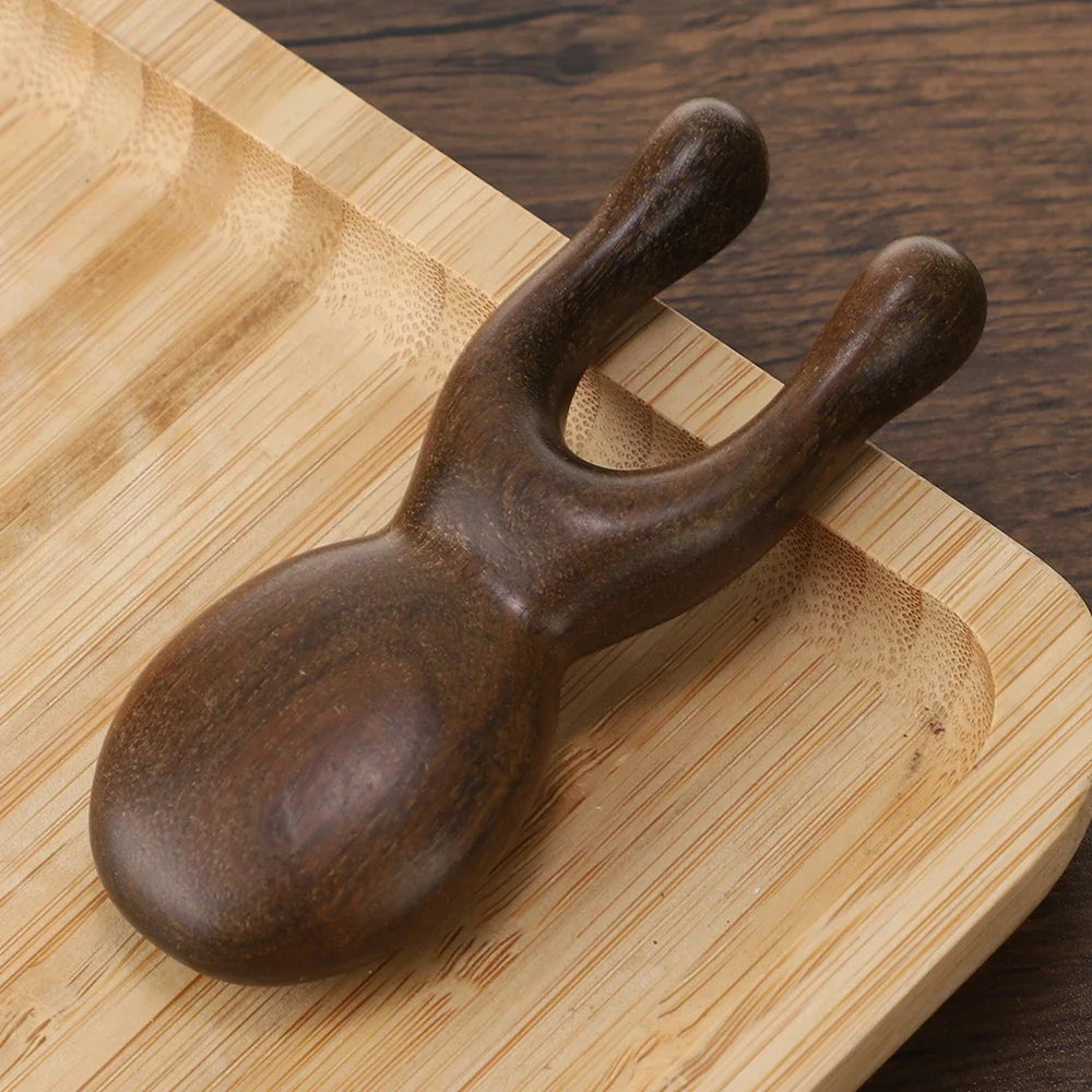 Sandalwood Gua Sha – Ancient Facial Massage and Holistic Therapy Tool