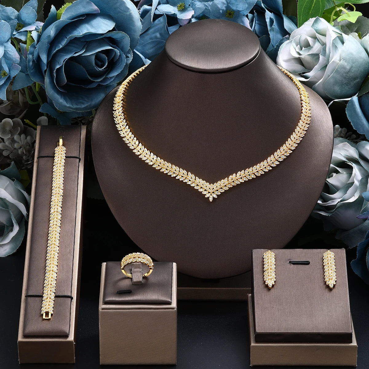 4 Piece Dubai Jewelry Set – Luxury and Style in Every Piece!